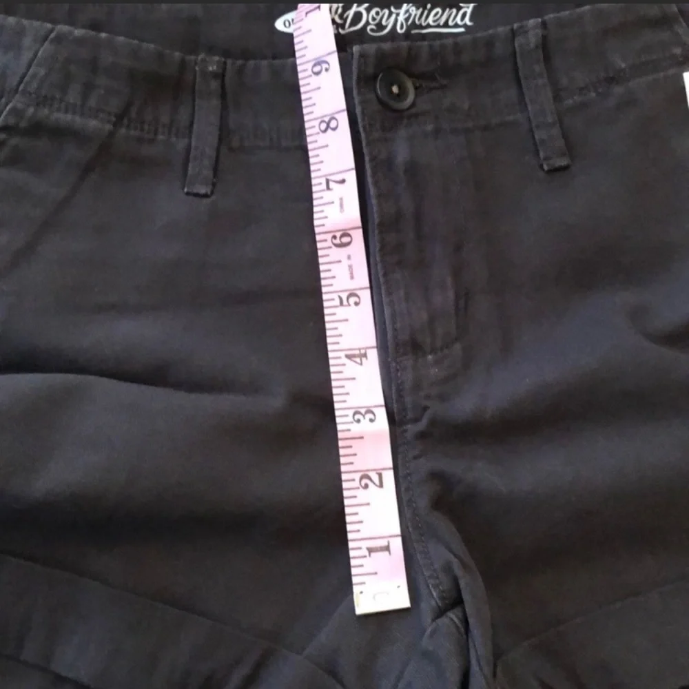 2015 Old Navy Boyfriend Shorts in Black Cat Size 4 Regular Women’s